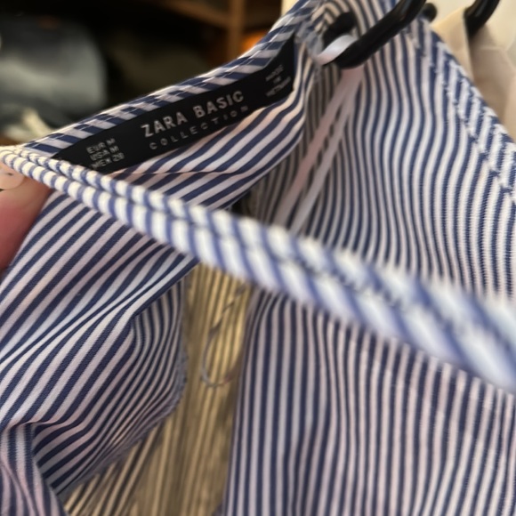 Backless long sleeve top - Picture 5 of 5